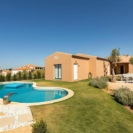 Alamos Retreat - Wellness & Yoga Boutique Bed and Breakfast Αλμπουφέιρα