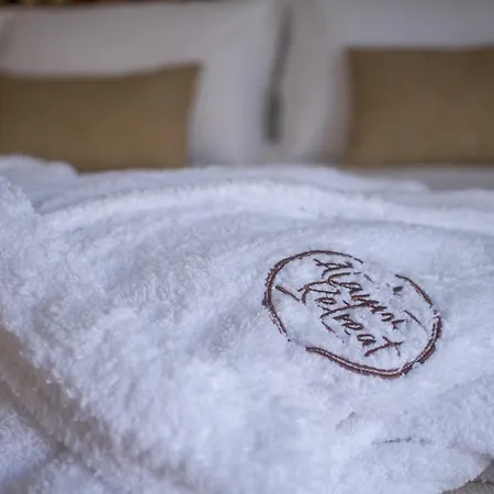 Oda ve Kahvaltı Alamos Retreat - Wellness & Yoga Boutique