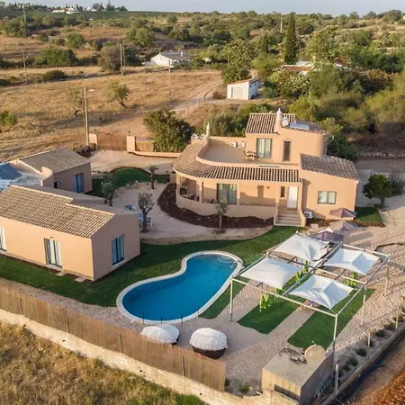 Alojamento de Acomodação e Pequeno-almoço Alamos Retreat - Wellness & Yoga Boutique Albufeira